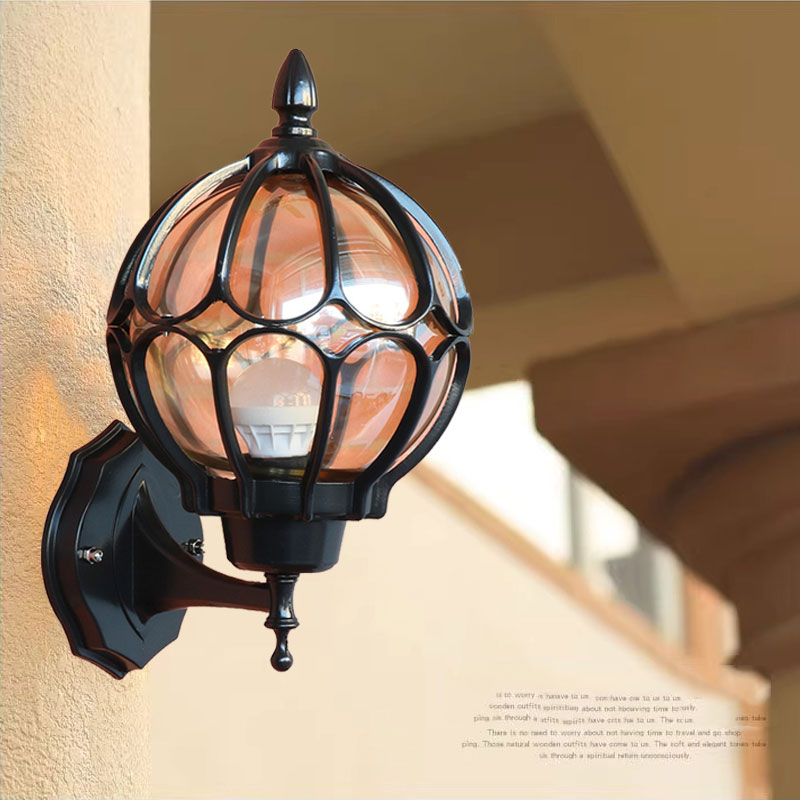 Retro Europese buitenwandlamp  - Home Security Yard Sign recensie en prijs